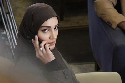 بیوگرافی زهرا نادری فر بازیگر خوش چهره کشورمان از بازی در گاندو تا ناریا