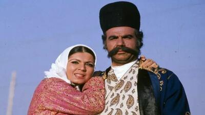 خبر روز | جایزه بهترین بازیگر دهه 50 به ناصر ملک‌مطیعی تقدیم شد | گلی شی