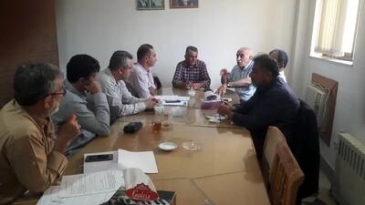 مشکلات کارگران قرق‌بان جنگل در شرکت آذرود زیر آب بررسی شد