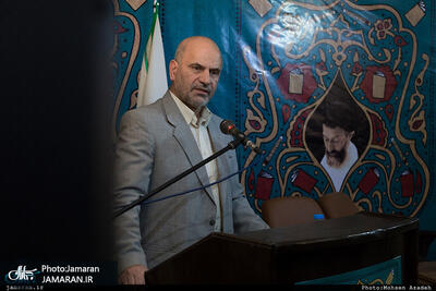«ایجاد عدالت با تورم!؟» ؛ هشدار یک اقتصاددان درباره نظم رانتی و زمینه سازی برای شوک‌ جدید قیمتی/ فرشاد مومنی: نجابت مردم، مجوزی برای شوک به قیمتها نیست / فساد یک بانک خصوصی 52 درصد رشد پایه پولی ایجاد کرد اما آب از آب تکان نمی خورد!