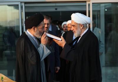 سرپرست حجاج ایرانی عازم سرزمین وحی شد - تسنیم
