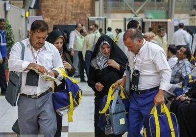 تحویل و بازرسی بار زائران سرزمین وحی در فرودگاه یزد - تسنیم