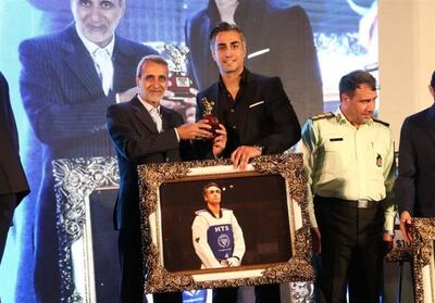 از قهرمانان ملی و پارالمپیک تکواندوی اصفهان تجلیل شد - تسنیم