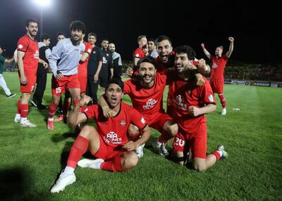بررسی نهایی محل جشن قهرمانی تراکتور
