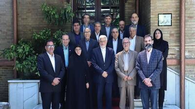 عارف: در برابر آینده نسل جوان مسئول هستیم/باید نگاه جوانان از خارج مرز‌ها به داخل کشور متمرکز شود