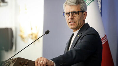 مذاکرات میان ایران و آمریکا با تبادل پیام از طریق وزیر خارجه عمان ادامه دارد