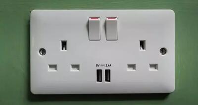 آیا پورت‌های USB دیواری در حالت غیرفعال برق مصرف می‌کنند؟