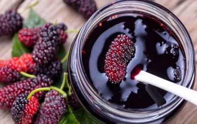 طرز تهیه مربای توت سیاه(+نکات شکرک نزدن)