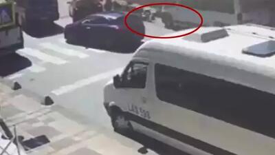 یک کشته و چهار زخمی در برخورد مینی بوس با عابران پیاده در استانبول