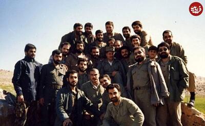 عکس/ روحانی، هاشمی رفسنجانی و محسن رضایی ۴۴ سال پیش در کنار رزمنده‌ها | اقتصاد24