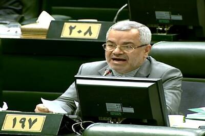 احمدی: از دستاوردهای هسته‌ای جوانان و نخبگان کشورمان دفاع کنیم
