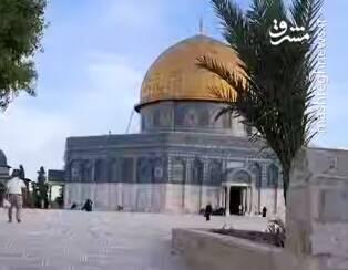 نمایی از محوطه‌ مسجد الاقصی همزمان با غروب آفتاب
