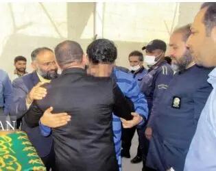 قاتل جوان 15سال پس از قتل بخشیده شد