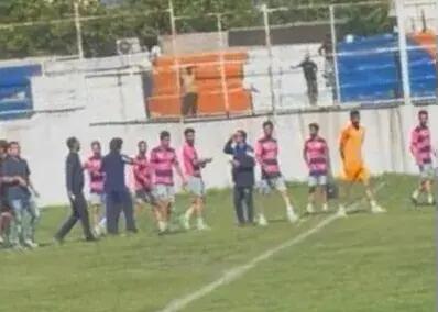 جنجال دوباره در فوتبال، این بار لیگ 3 - پارس فوتبال