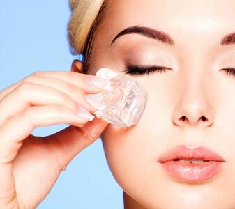 یک تکه یخ برای پوستت معجزه می کنه+فیلم - سبک ایده آل