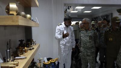 نیروی دریایی ارتش، دستاوردهای خود را به سرلشکر باقری عرضه کرد