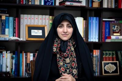 بهروز آذر: سرمایه اجتماعی و عاطفی، عنصر کلیدی موفقیت مشاغل خانگی است