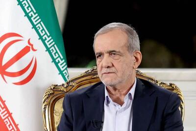 پزشکیان: نمی‌توان به فکر رنج مردم نبود؛ باید فریادرس یکدیگر باشیم/ کسی که از درد و رنج دیگران بی توجه است نمی توان نام او را انسان گذاشت