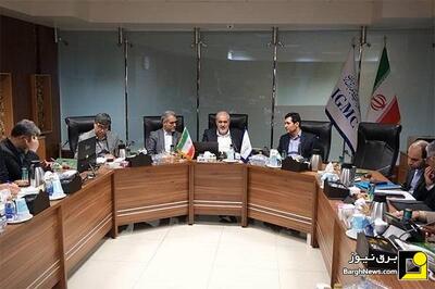 بازدید معاون دادستان کل کشور از مرکز ملی راهبری شبکه برق با حضور وزیر نیرو
