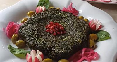 طرز تهیه کوکو برگ تربچه یه کوکوی کاملا متفاوت!