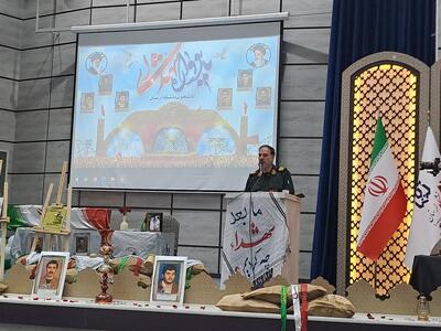 استقلال کشور، مدیون خون شهدا است