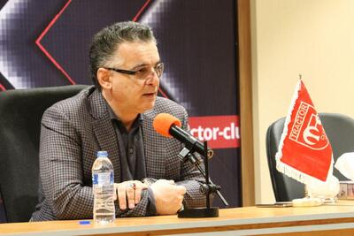 محمدرضا زنوزی: جشن قهرمانی تراکتور در لوای پرچم ایران برگزار شود - پارس فوتبال