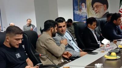 مراسم تجلیل از قهرمان‌های جهانی و المپیک در آمل برگزار شد - پارس فوتبال