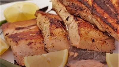 این ترفند پخت سالمون هر سرآشپزی را شگفت‌زده می‌کند!+فیلم - سبک ایده آل