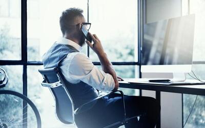 ثبت ۵۶ ساعت مکالمه تلفنی بدون توقف در لتونی! | شفقنا