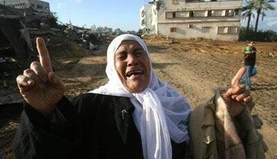 ادامه حملات به مناطق مختلف نوار غزه/ ساکنان غزه با قحطی و گرسنگی روبه‌رو هستند