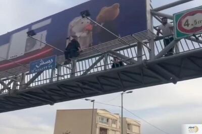 حادثه عجیب در اتوبان باقری/ جوانی که نیت خودکشی داشت نجات یافت + ویدیو