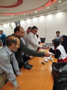انجام غربالگری دیابت و فشار خون در جمعیت هلال‌احمر لرستان