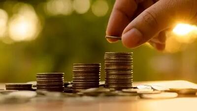 خوش به حال کارکنان دولت و بازنشستگان شد