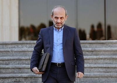 رئیس صداوسیما: بحران‌ها هر چقدر سخت‌تر باشند درس‌آموزترند/ سال ۱۴۰۳ سال پرتنش و حادثه ای بود؛ رئیس جمهور و رهبران مقاومت را از دست دادیم و انتخابات ریاست جمهوری را داشتیم؛ رسانه ملی کارنامه درخشانی را در این بخش به جای گذاشت