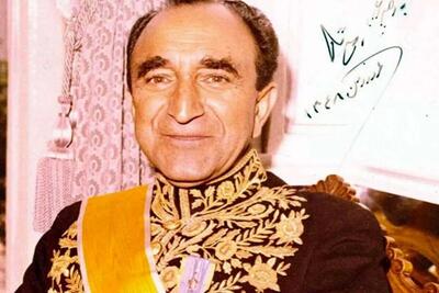 یادداشت‌های اسدالله علم، سه شنبه ۱۹ اردیبهشت ۱۳۵۱: کار فوری کاردار سفارت آمریکا و پیامی که از کاخ سفید منتقل کرد