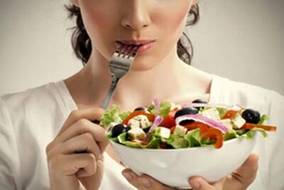 دلایل اصلی خوردن سالاد