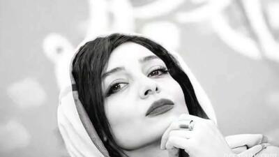 خبر روز | کمند امیرسلیمانی و ساره بیات در کنار پدرانشان | گلی شی