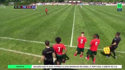 رونالدوی کوچک در مسیر پدر؛ کریستیانو جونیور با پیراهن پرتغال به میدان رفت