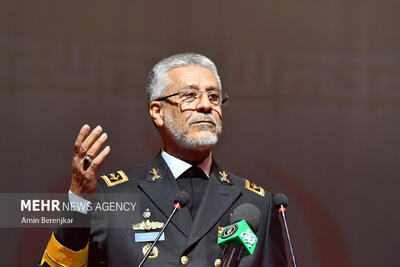 دریادار سیاری: خلیج فارس بوده، هست و خواهد ماند