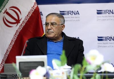 عیادت دایی از پیشکسوت فوتبال در شب استقلالی شدن سیدورف - پارس فوتبال