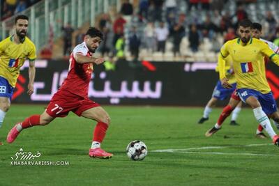 ترانسفر مارکت محمد عمری را پرسپولیسی کرد! - پارس فوتبال