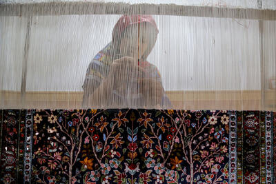 بیکاری ۲۰۰ هزار بافنده فرش