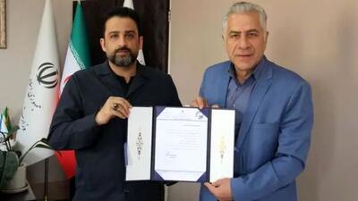 فدراسیون ناشنوایان پاتوق رپرها و خوانندگان پاپ شده!