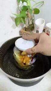 طرز تهیه شیره خرمالو داروی خوشمزه مبارزه با کم خونی + فیلم