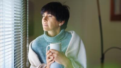 روانشناسی رفتاری/کدام افراد با افزایش سن منزوی و کم رو می شوند؟ - سبک ایده آل