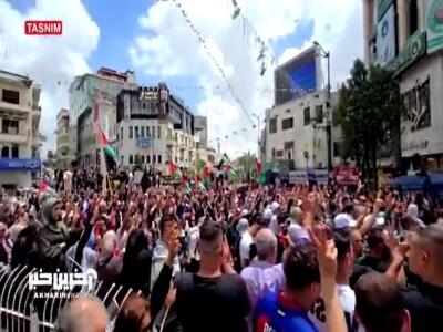راهپیمایی مردم رام الله در هفتاد و هفتمین سالگرد روز نکبت