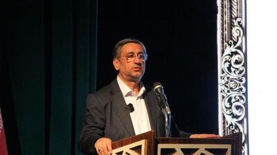 استاندار: دکتر فرید از مهم ترین مفاخر علمی لرستان است