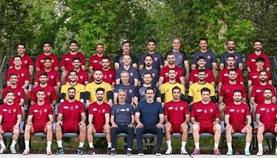 عالیشاه در نزدیکترین فاصله به سرمربی پرسپولیس!