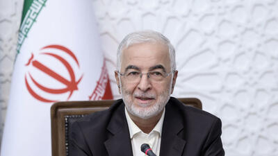 وزیر کشور، خواستار پهن‌کردن فرش قرمز جلوی پای سرمایه‌گذاران شد