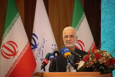وزیر کشور: نقدینگی سرگردان در کشور وجود دارد/ با منابع دولتی به هیچ‌عنوان نمی‌توانیم کشور را آباد کنیم مگر بستر را برای تولید ایجاد کنیم
